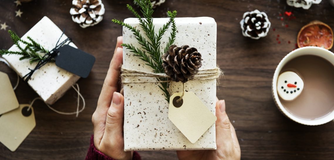 BEST FUNNY GIFT IDEAS TO INSPIRE YOUR PERSONALISED GIFT ONLINE